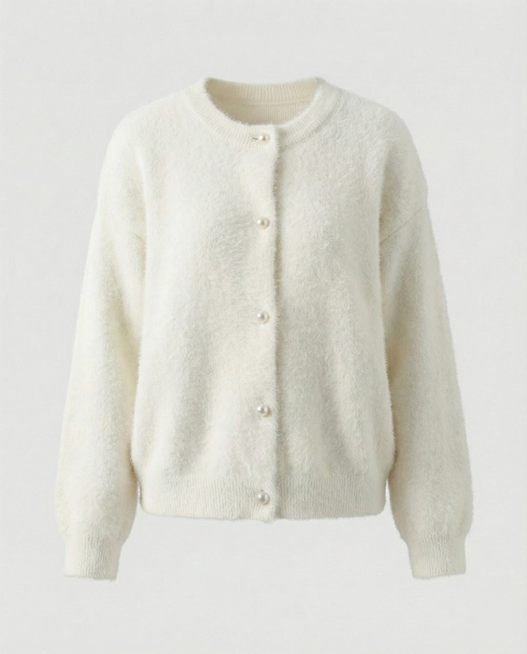Damen flauschige Kurzstrickjacke im Angora-Optik mit Perlenknöpfen EB
