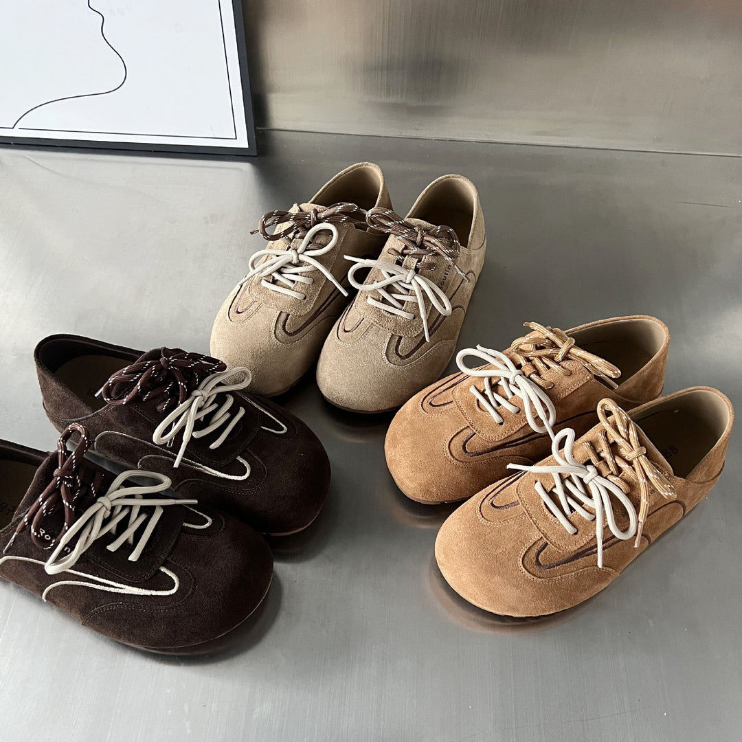Damen modische Wildleder-Sneaker mit stilvollem Design und innovativem Schnürsystem EB