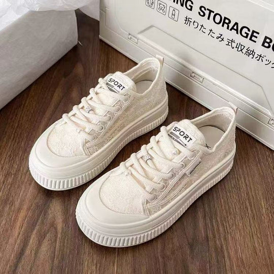 Damen Modische Sneaker mit trendiger strukturiertem Obermaterial und rutschfester Sohle EB
