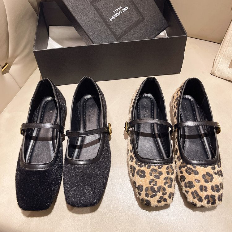 Damen Ballerinas mit elegantem Riemen EB