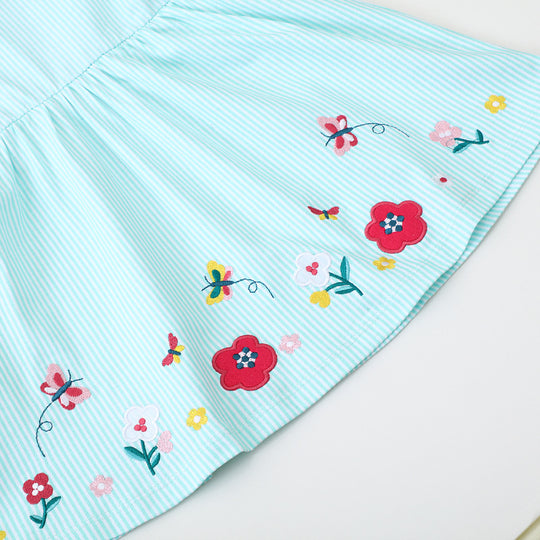Mädchen Sommerkleid mit farbenfrohen Blumenstickereien EB