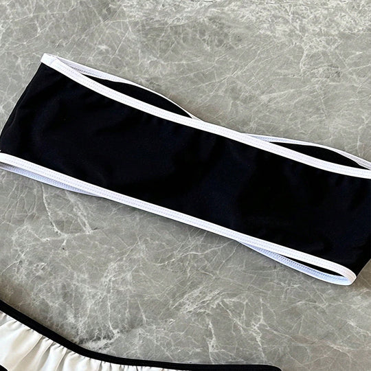 Damen Bandeau-Bikini mit Rüschensaum EB