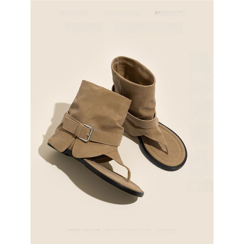 Damen Ankle-Cuff Zehensteg-Sandale mit weitem Schaft und verstellbarem Schnallenriemen EB