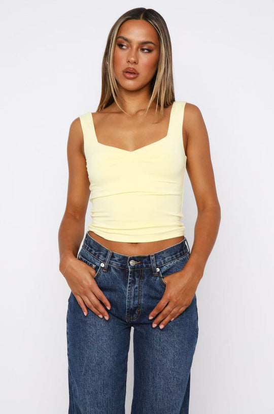 Damen figurbetontes Crop-Top mit breiten Trägern und V-Ausschnitt EB