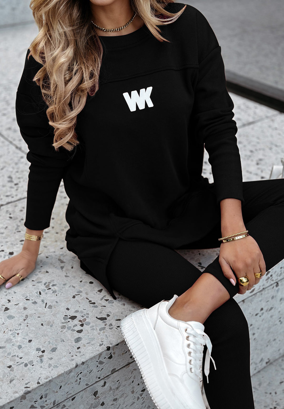 Damen nan Oversize-Longsweatshirt mit seitlichen Schlitzen und highwaist Ripp-Leggings Set EB