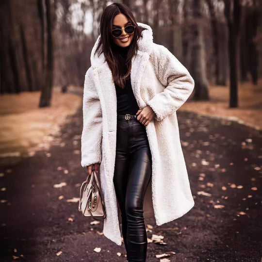 Damen kuschelige Teddyjacke im Oversized-Stil mit Kapuze EB