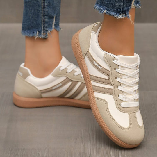 Damen Retro-Sneaker mit Veloursleder-Optik, gepolstertem Komfortfußbett und profilierter Gummilaufsohle EB