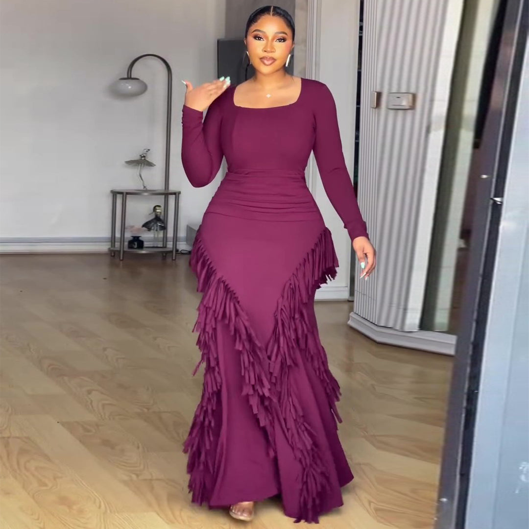 Damen Langarm Maxikleid mit voluminösen Fransen und figurbetontem Schnitt EB
