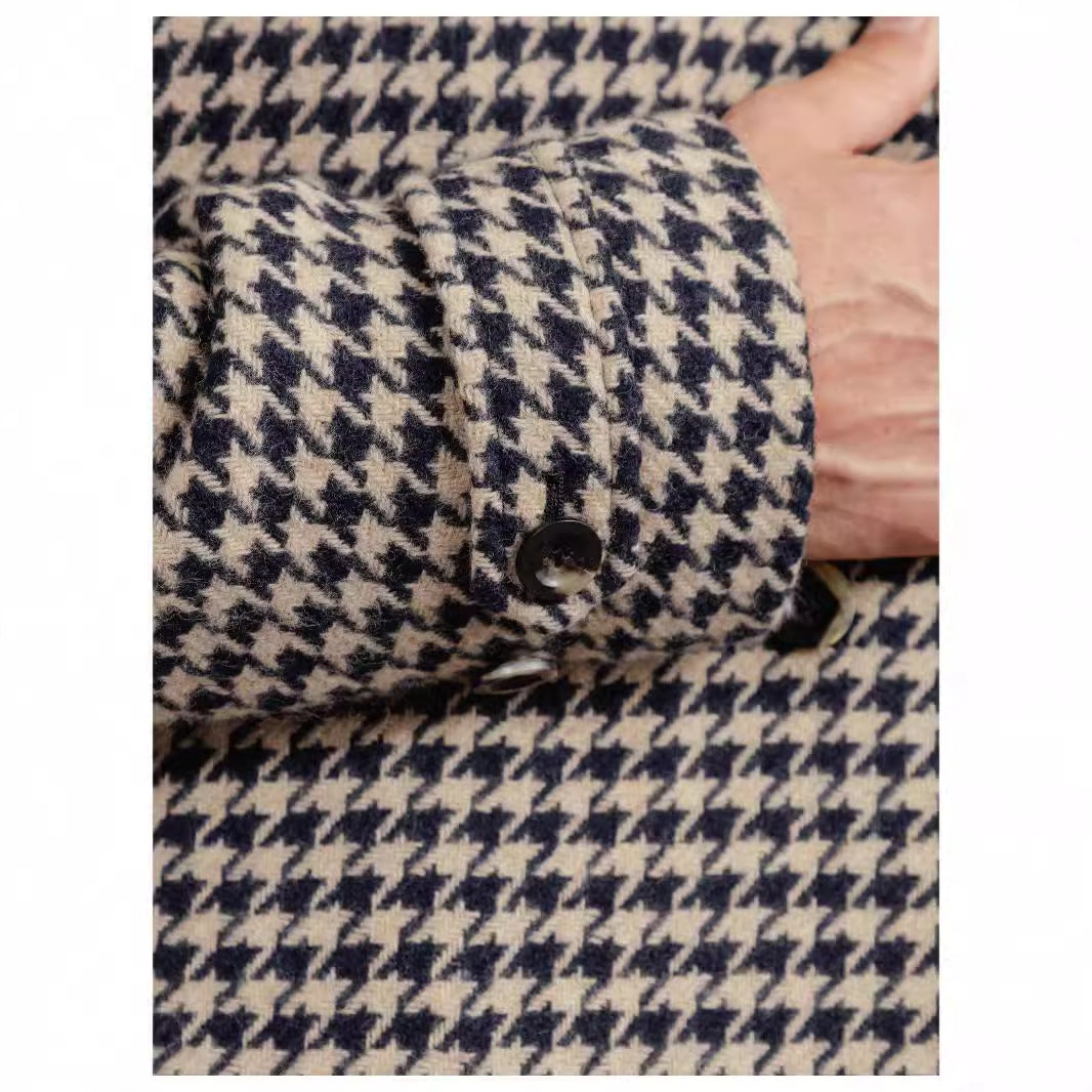 Herren eleganter Karomantel mit praktischen Taschen und modernem Schnitt EB