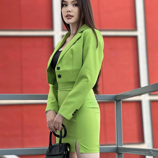 Damen Blazer-Kleid im eleganten Schnitt mit dekorativen Knopfdetails EB