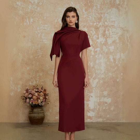 Damen Elegantes Abendkleid mit schulterfreiem Design und raffinierten Drapierungen EB
