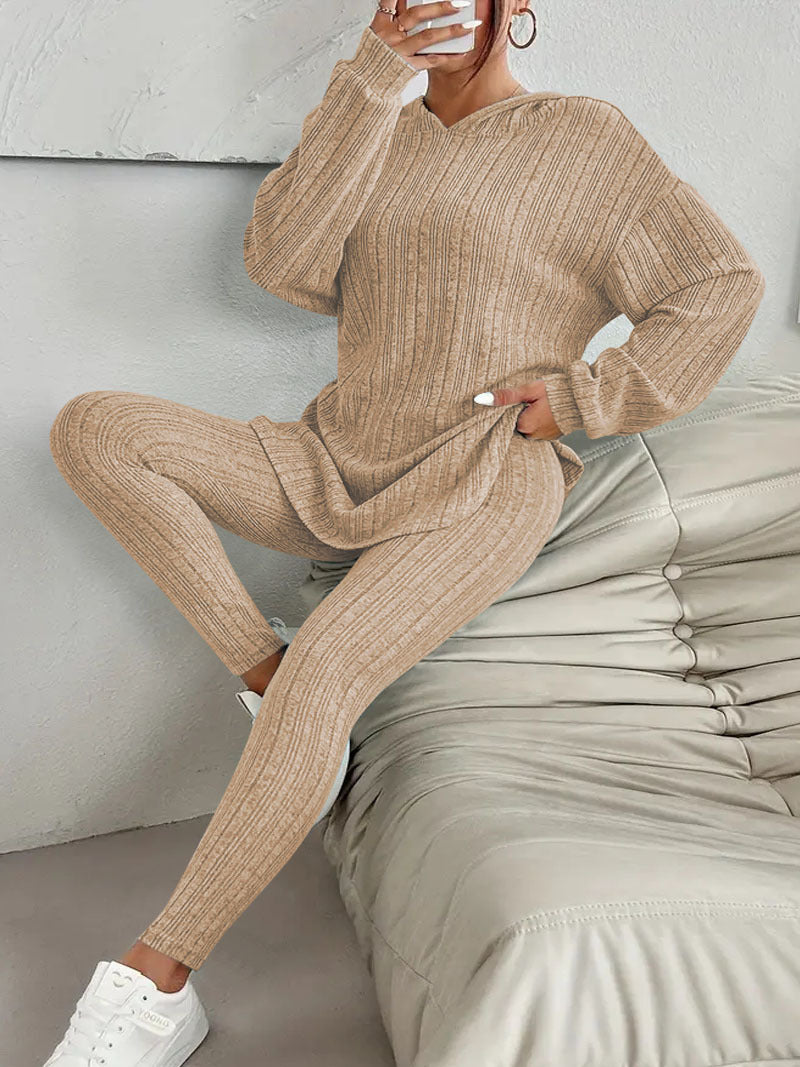 Damen gemütliches Strick-Set mit oversized Oberteil und enganliegenden Leggings EB