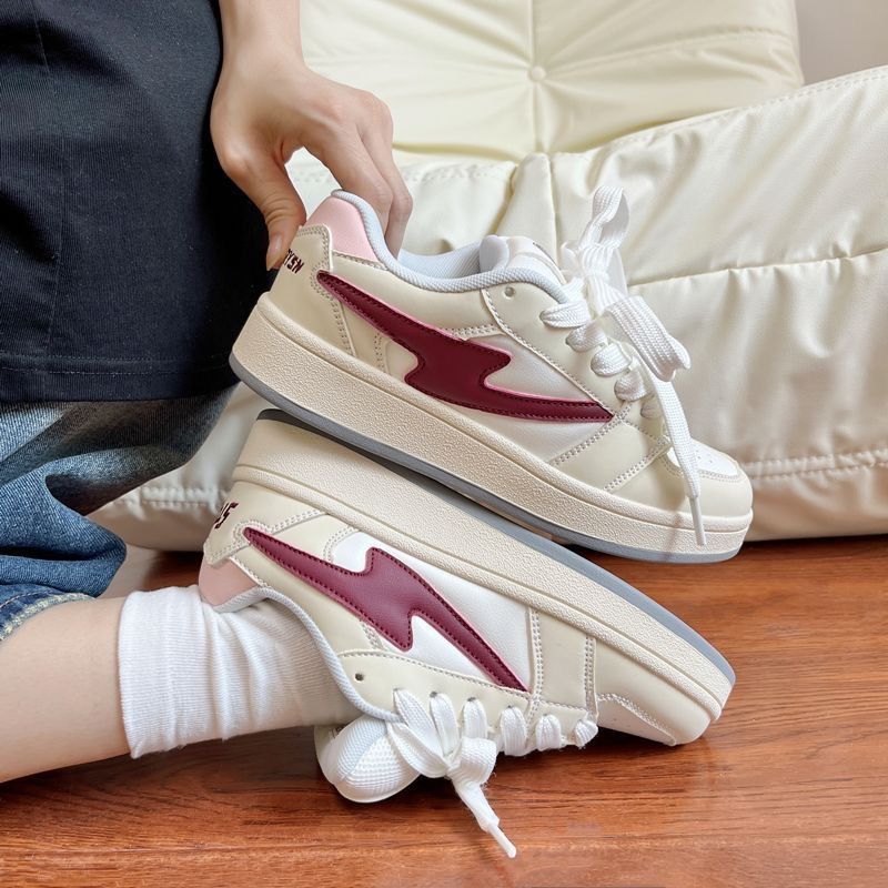 Damen Sneakers im modernen Design mit hochwertigem Obermaterial EB