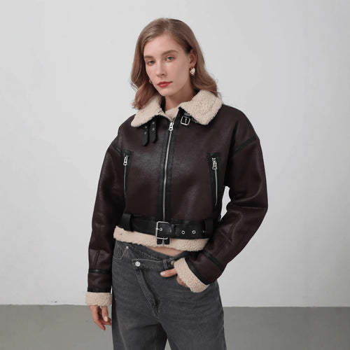Damen modische Kurzjacke mit Schurwollkragen und Reißverschlusstaschen EB