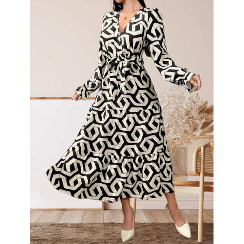 Damen Maxi-Kleid mit modernem geometrischen Druck und taillierbarem Design EB