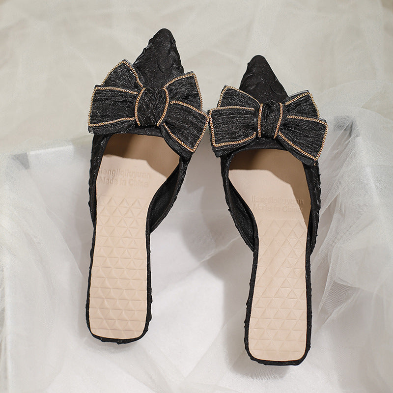 Damen elegante Mules mit besonderem Schmuckdetail EB