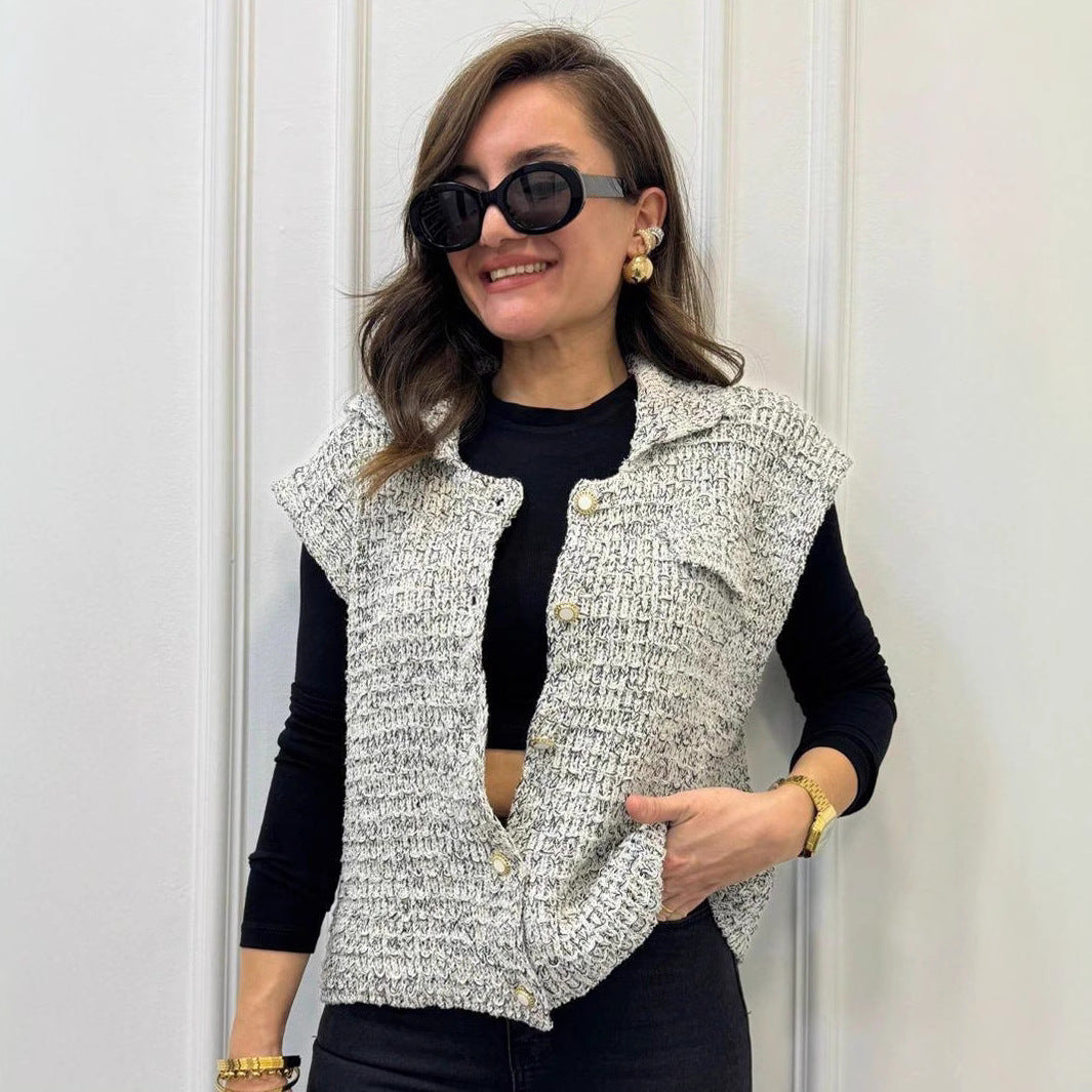 Damen ärmellose Jacke mit strukturiertem Stoff und praktischen Knopfdetails EB