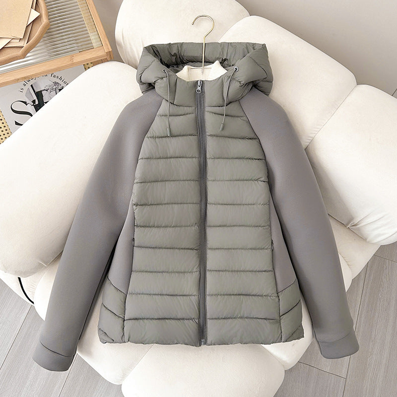 Damen Isolierte Steppjacke mit Kapuze und sportlichem Schnitt EB