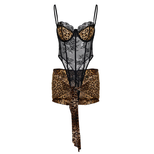 Damen Spitze Bodysuit mit animalischem Design und verführerischem Saum EB
