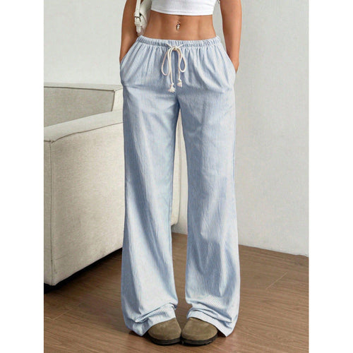 Damen Weit geschnittene Cordhose mit praktischen Eingrifftaschen EB