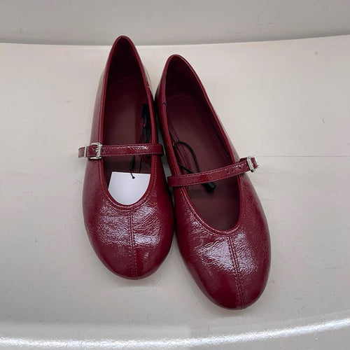 Damen Ballerinas mit elegantem Riemchenverschluss und glänzendem Obermaterial EB