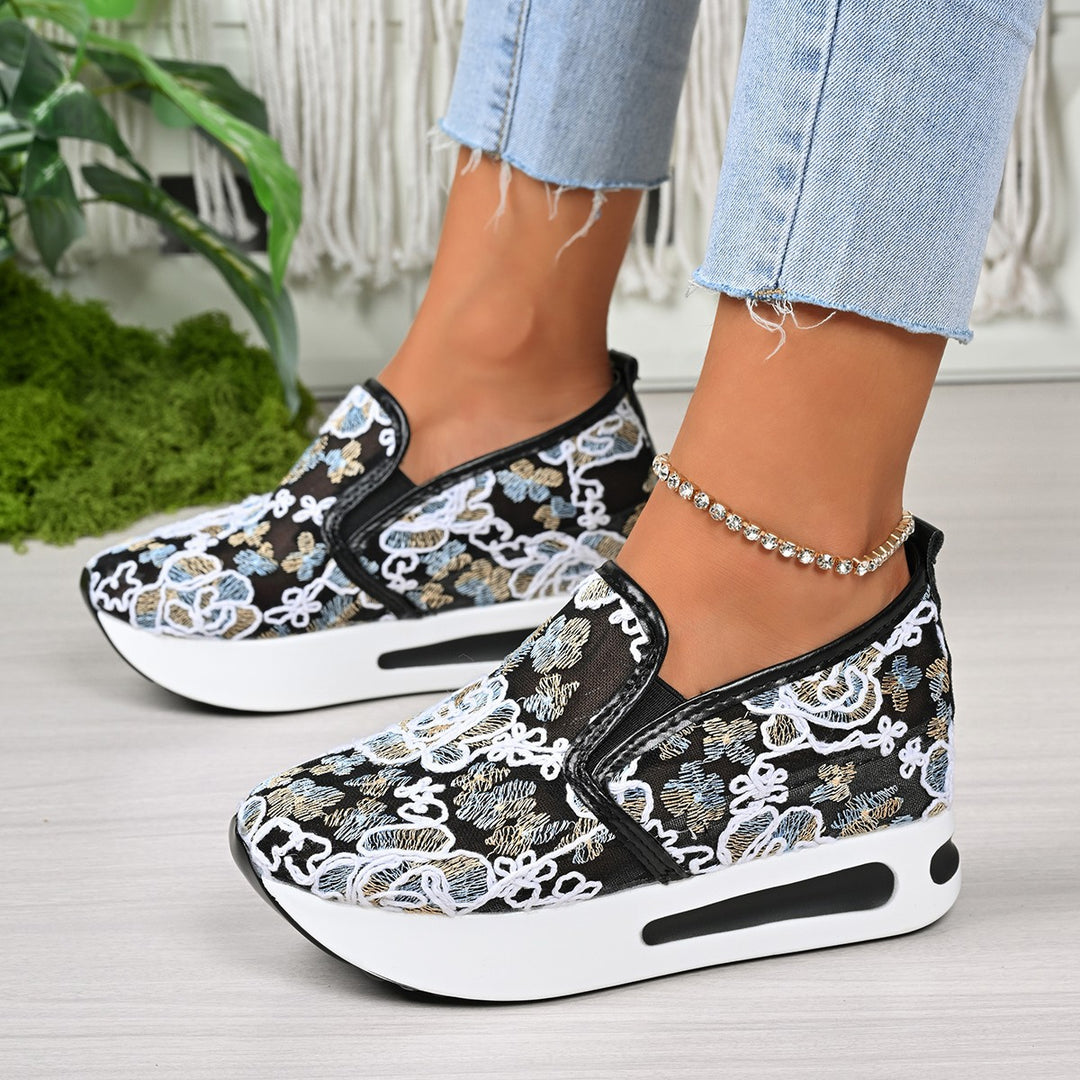 Damen Slip-On Sneakers mit floralem und atmungsaktivem Obermaterial EB