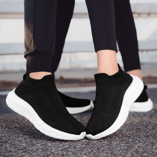 Damen Strick-Sneaker mit rutschfestem Profil und atmungsaktiver Obermaterialstruktur EB
