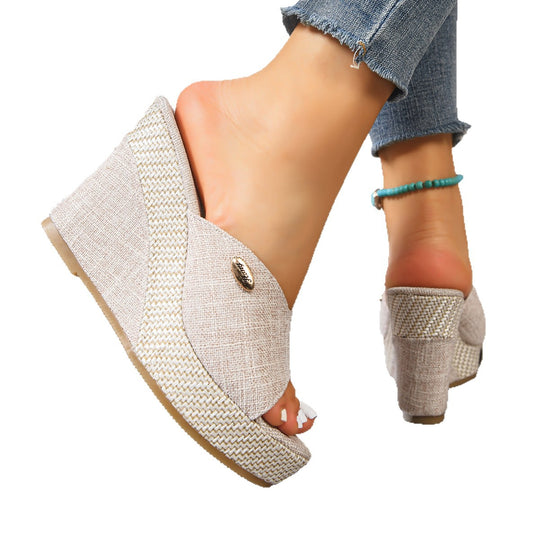Damen Wedge-Pantoletten mit komfortablem Fußbett und trendiger Ziernaht EB
