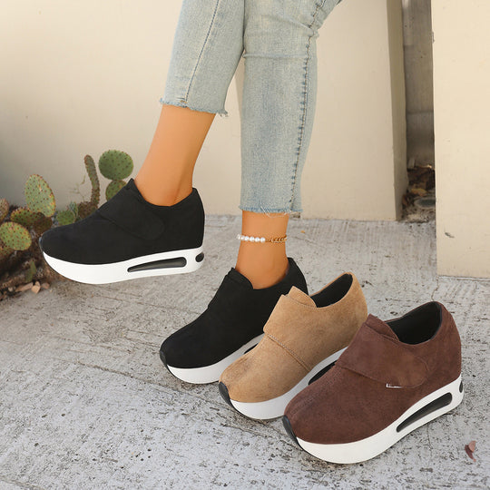 Damen Bequeme Plateau-Sneaker mit rutschfester Sohle und atmungsaktivem Obermaterial EB