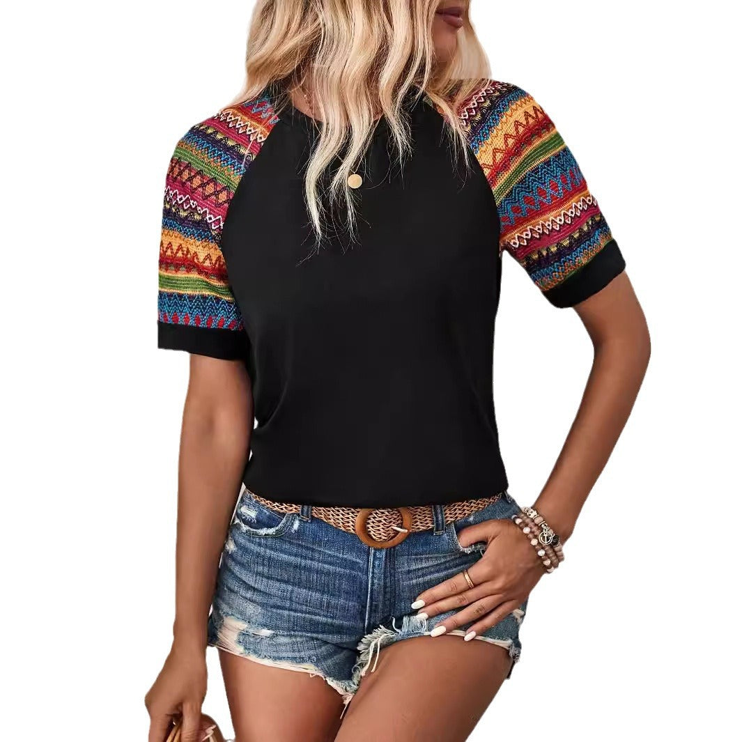 Damen T-Shirt mit bunten Ethno-Ärmeln und lässigem Schnitt EB