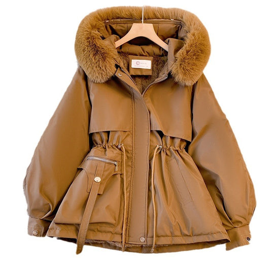 Damen nan kurzer Utility-Parka mit taillierendem Kordelzug, multifunktionalen Außentaschen und voluminöser Kapuzenblende EB