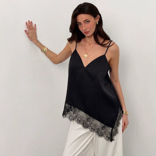 Damen Spitzen-Top mit elegantem V-Ausschnitt und zarter Raffung EB