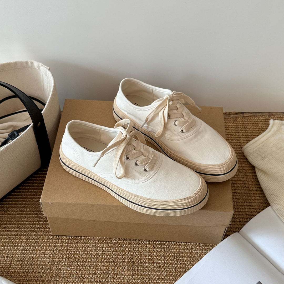 Damen Sportliche Canvas Sneakers im zeitlosen und minimalistischen Design EB