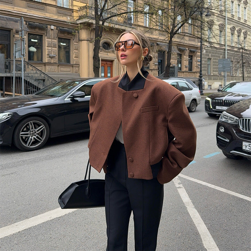 Damen Modische Kurzjacke mit strukturiertem Schnitt und hohen Kragen EB
