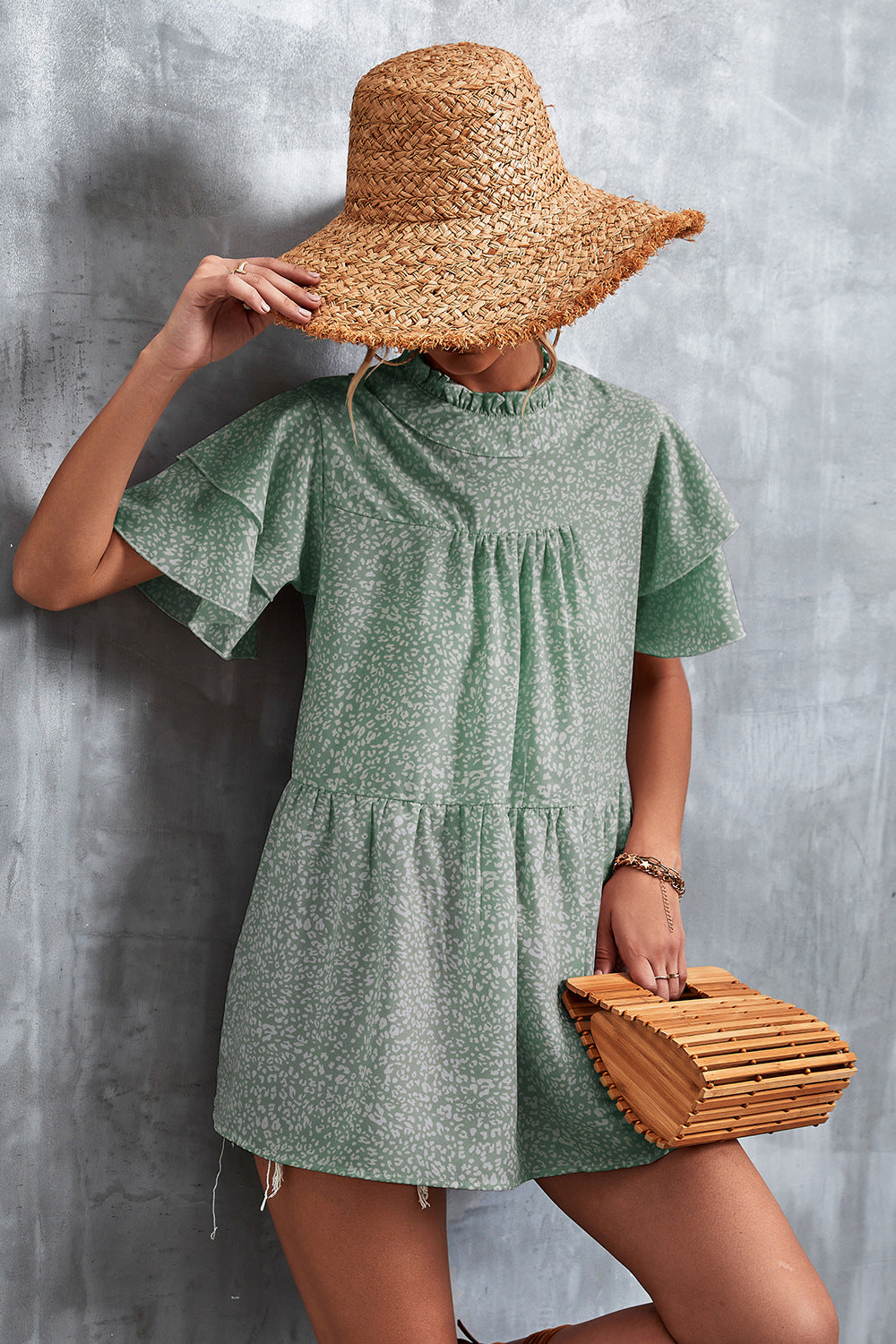 Damen luftiges Freizeitkleid mit voluminösen Rüschen und hohem Stehkragen EB