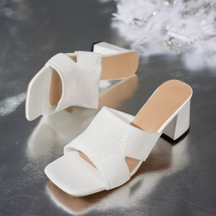 Damen elegante und bequeme Blockabsatzpantoletten EB