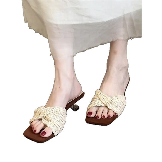 Damen offene Mules mit geflochtenem Design EB