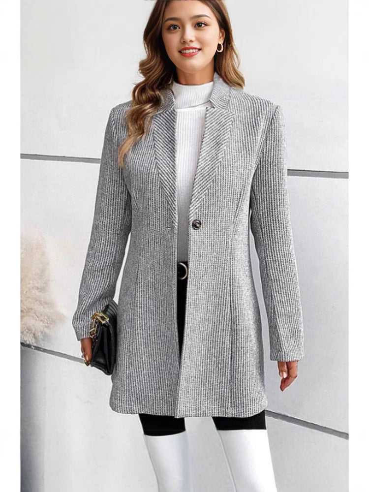 Damen eleganter Strickblazer mit Reverskragen und subtiler Rippstruktur EB