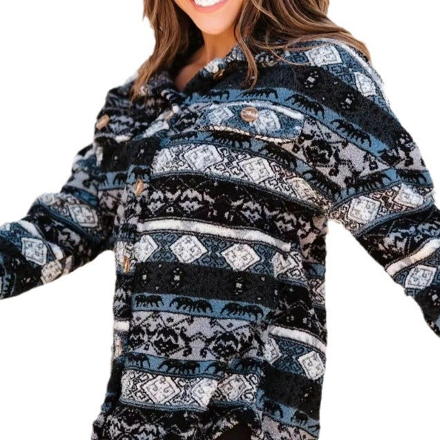 Damen Langärmlige Fleecejacke mit trendy Muster und Knopfleiste EB