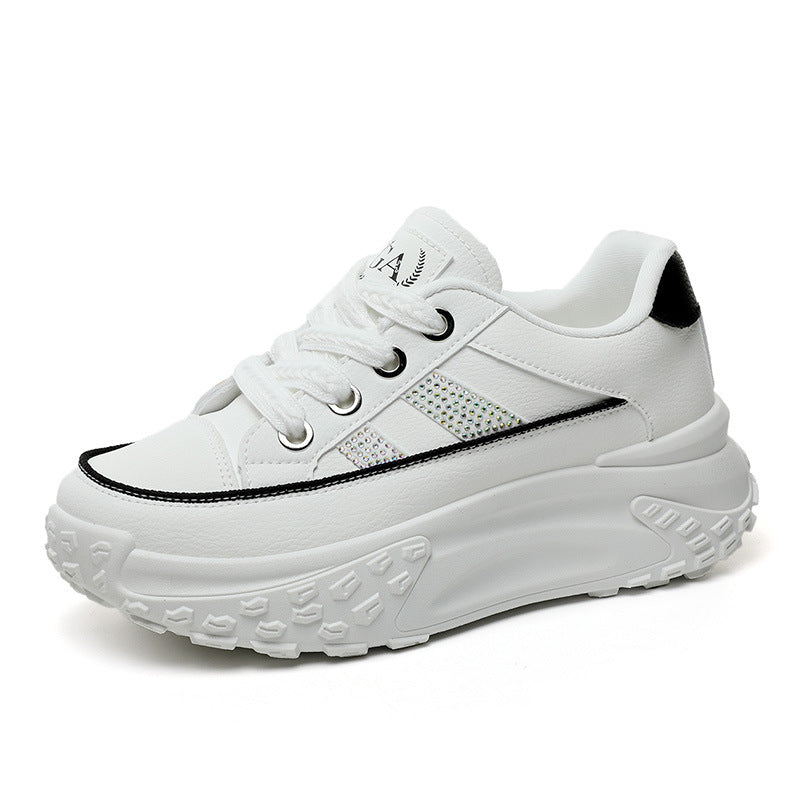 Damen Sneaker mit hochgezogenem Sohlenprofil und reflektierendem Design EB