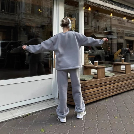 Damen lässiges Sweatshirt und weite Jogginghose Set EB