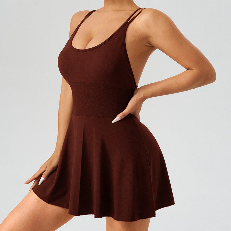 Damen Trägersommerkleid mit körperbetontem Oberteil und fließendem Rock EB