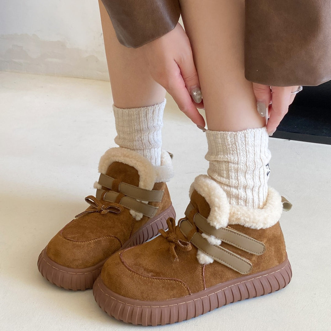Damen Bequeme Winterboots mit weichem Kunstfellkragen und rutschfester Sohle EB
