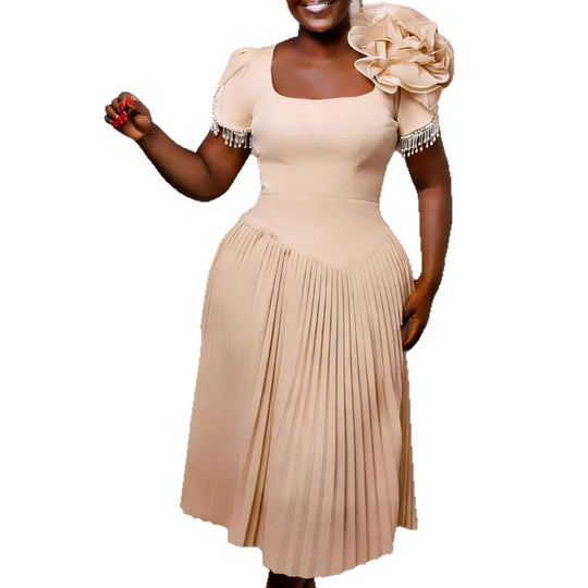 Damen Elegantes Plisseekleid mit voluminösen Rüschen EB