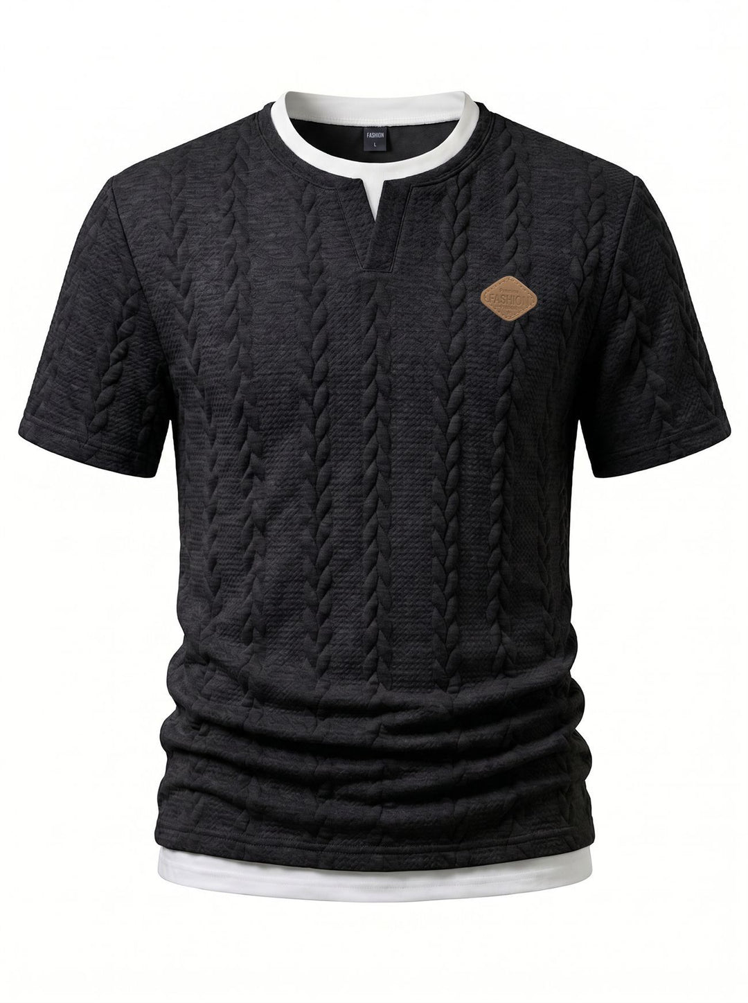 Herren nan texturiertes Kurzarmshirt mit geprägter Zopfstruktur, V‑Einsatz am Rundhals und Lagenlook EB