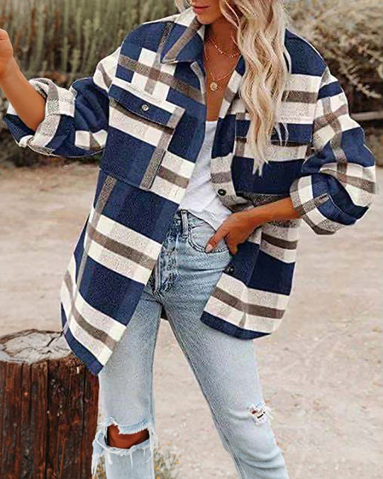 Damen Oversized Hemdjacke mit kariertem Muster und praktischen Taschen EB