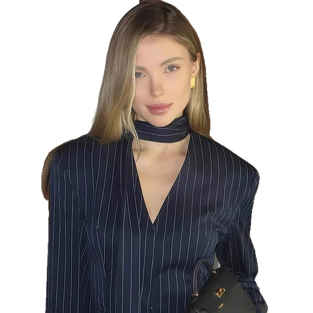 Damen Elegante gestreifte Bluse mit schmeichelndem V-Ausschnitt und schmalem Gürtel EB