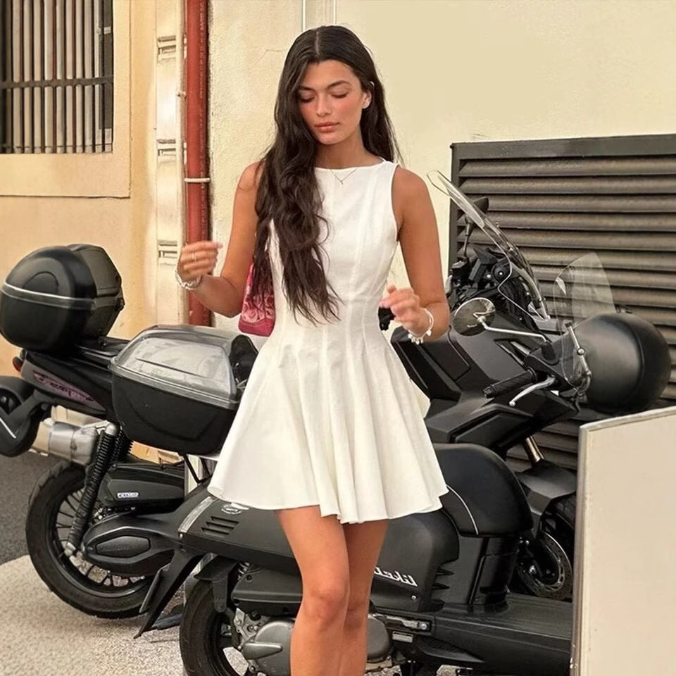 Damen ärmelloses Sommerkleid mit hohem Schnitt und elegantem Saum EB