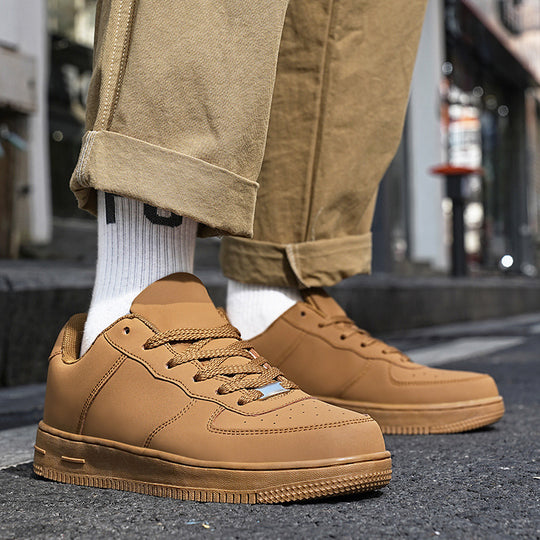 Damen Sneaker aus hochwertigem Leder mit rutschfester Sohle EB
