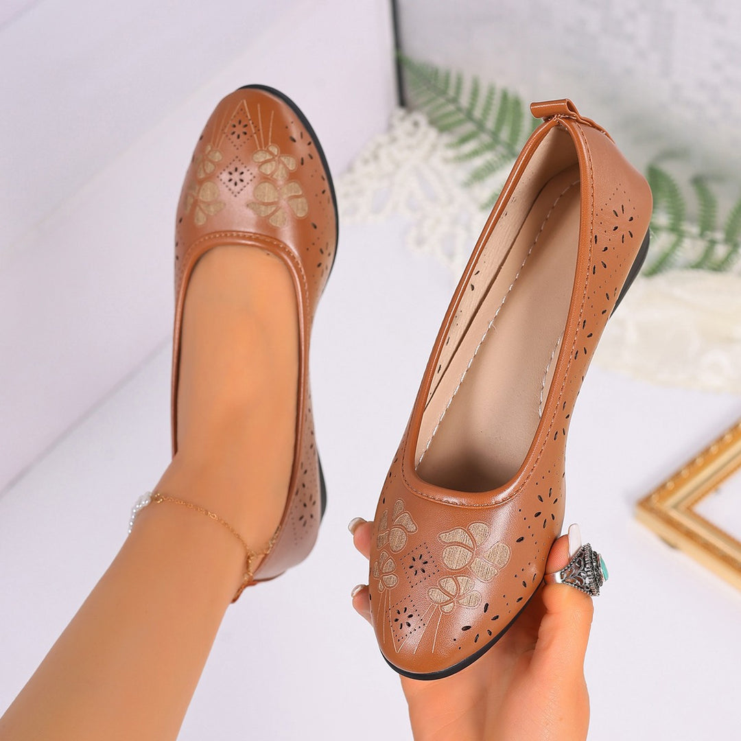 Damen Ballerinas mit eleganter Lochmuster-Applikation und rutschfester Sohle EB